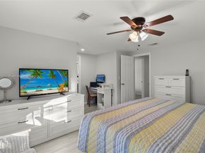 5239 NW 3rd Ave, Deerfield Beach FL 33064