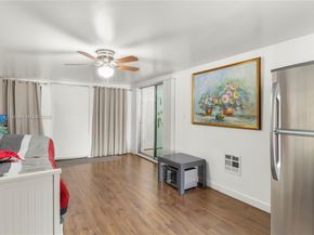 5239 NW 3rd Ave, Deerfield Beach FL 33064