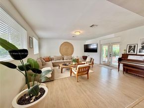 125 NE 150th St, Miami FL 33161