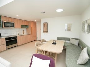 159 NE 6th St 2711, Miami FL 33132