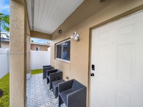 615 NW 10th Ter 1, Fort Lauderdale FL 33311