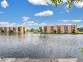 4705 NW 7th St 1017, Miami FL 33126