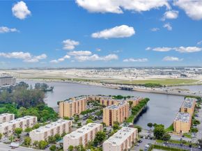 4705 NW 7th St 1017, Miami FL 33126