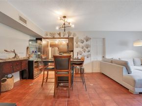 4705 NW 7th St 1017, Miami FL 33126