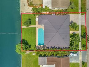 21100 NE 25th Ct, Miami FL 33180