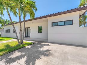 21100 NE 25th Ct, Miami FL 33180
