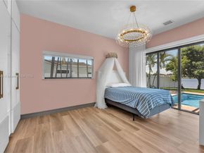 21100 NE 25th Ct, Miami FL 33180