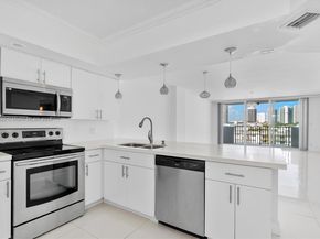 3703 NE 166th St 808, North Miami Beach FL 33160