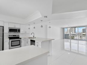 3703 NE 166th St 808, North Miami Beach FL 33160