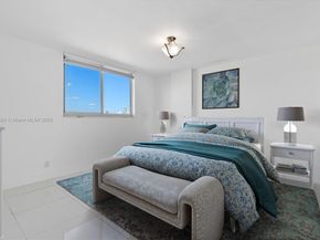 3703 NE 166th St 808, North Miami Beach FL 33160