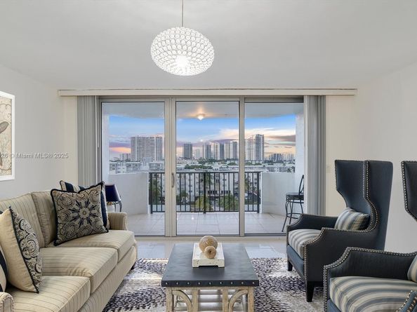 3703 NE 166th St 808, North Miami Beach FL 33160