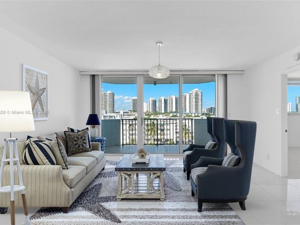 3703 NE 166th St 808, North Miami Beach FL 33160