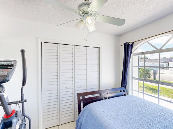 13829 SW 157th Ter, Miami FL 33177