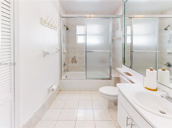 13829 SW 157th Ter, Miami FL 33177