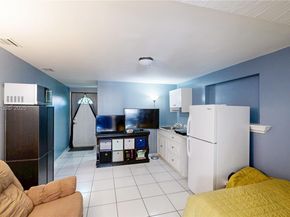 13829 SW 157th Ter, Miami FL 33177