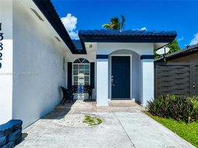 13829 SW 157th Ter, Miami FL 33177