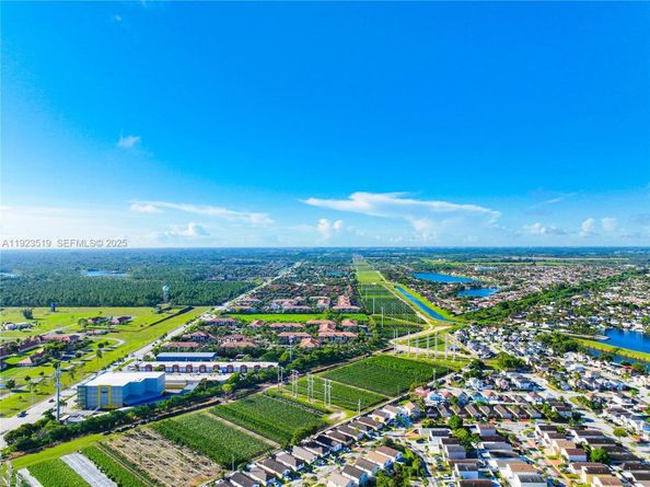 13829 SW 157th Ter, Miami FL 33177