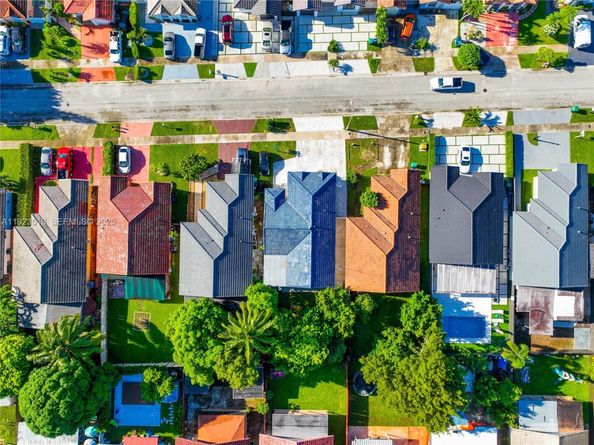 13829 SW 157th Ter, Miami FL 33177