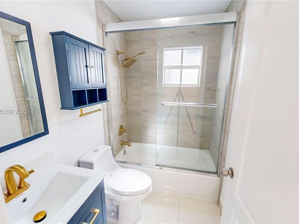 13829 SW 157th Ter, Miami FL 33177