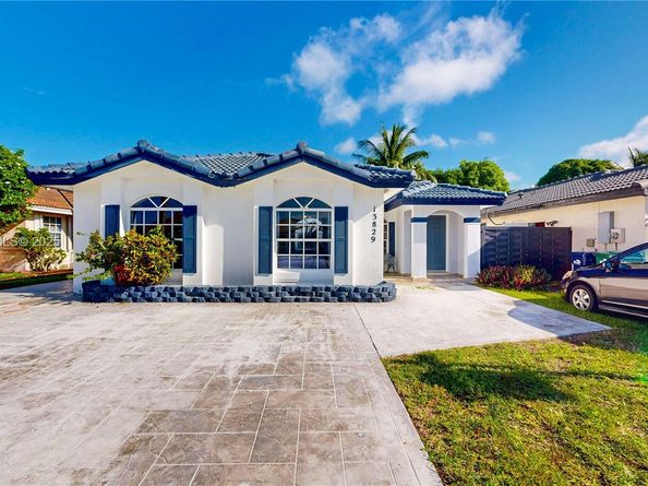 13829 SW 157th Ter, Miami FL 33177