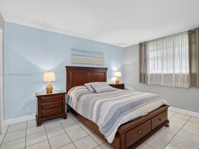 2841 Somerset Dr 106, Lauderdale Lakes FL 33311