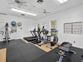 2841 Somerset Dr 106, Lauderdale Lakes FL 33311