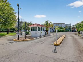 2841 Somerset Dr 106, Lauderdale Lakes FL 33311