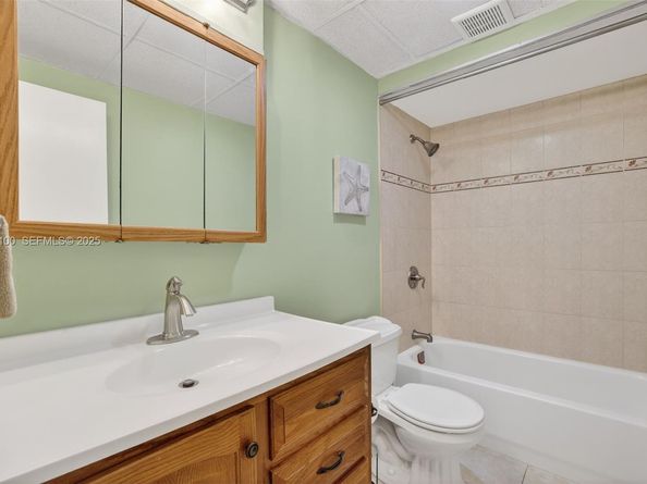 2841 Somerset Dr 106, Lauderdale Lakes FL 33311