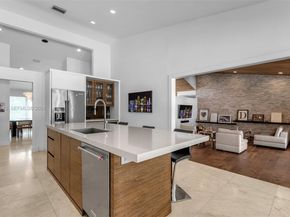 8967 SW 117th St, Miami FL 33176