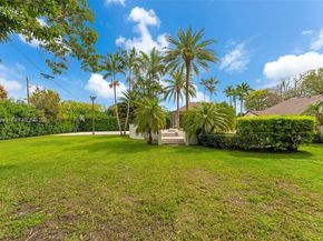 8967 SW 117th St, Miami FL 33176