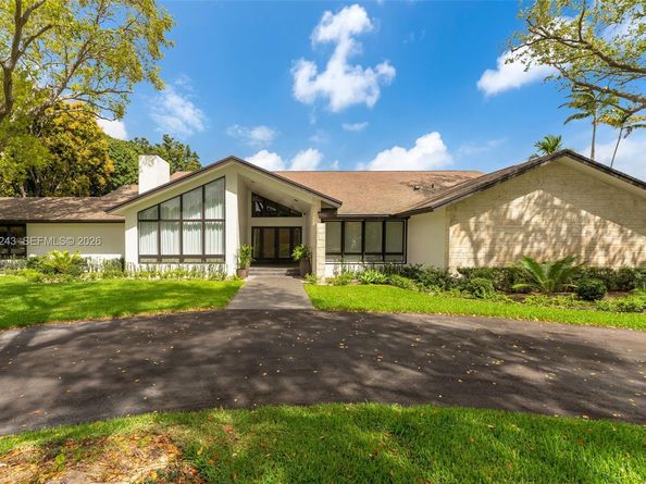 8967 SW 117th St, Miami FL 33176