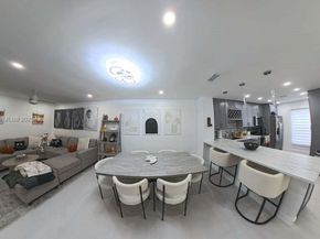 9441 NW 15th St 232, Pembroke Pines FL 33024