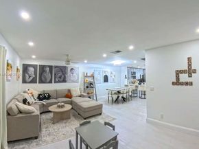 9441 NW 15th St 232, Pembroke Pines FL 33024