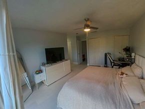 9441 NW 15th St 232, Pembroke Pines FL 33024