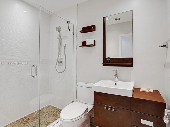 3443 NE 166th St, North Miami Beach FL 33160