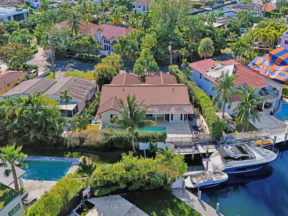 3443 NE 166th St, North Miami Beach FL 33160