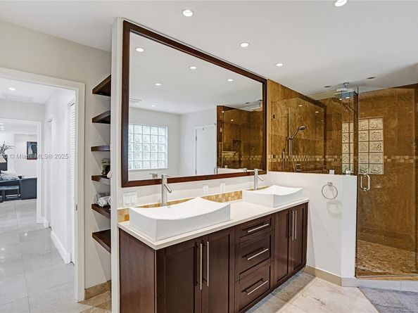 3443 NE 166th St, North Miami Beach FL 33160