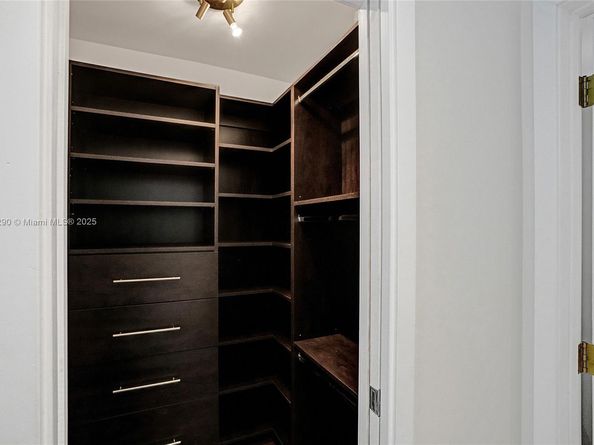 3443 NE 166th St, North Miami Beach FL 33160