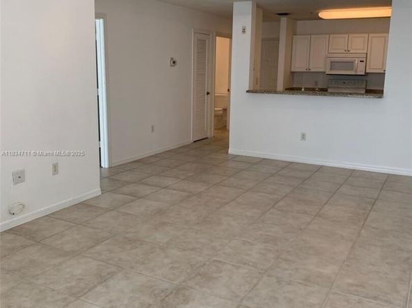 1209 Main St 215, Jupiter FL 33458