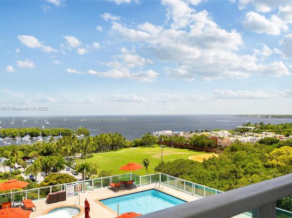 2889 Mcfarlane Rd 1014, Coconut Grove FL 33133