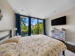 1548 Biarritz Dr, Miami Beach FL 33141