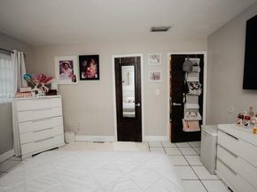 Undisclosed Address #A11913469, Hialeah FL 33012