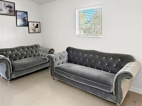 945 NE 34th Ave 204, Homestead FL 33033