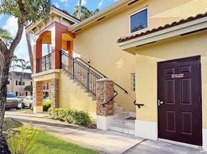 945 NE 34th Ave 204, Homestead FL 33033