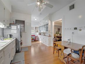 405 SW 11th Ave, Miami FL 33130