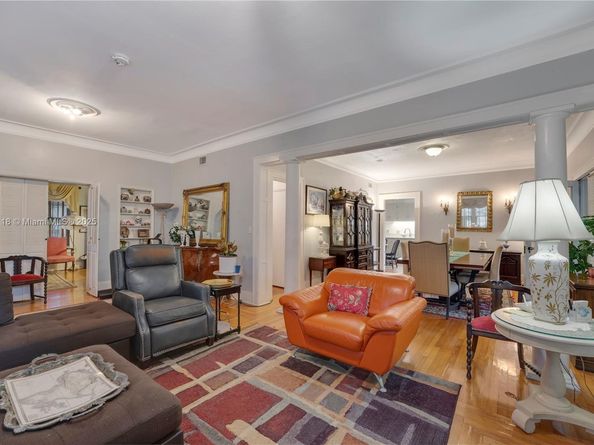 405 SW 11th Ave, Miami FL 33130