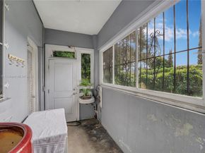 405 SW 11th Ave, Miami FL 33130