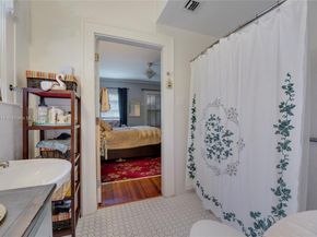 405 SW 11th Ave, Miami FL 33130