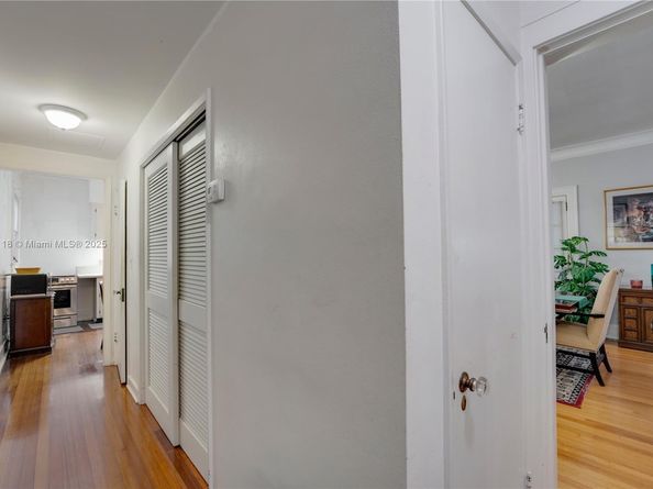 405 SW 11th Ave, Miami FL 33130