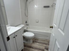 2415 NE 42nd Ave, Homestead FL 33033